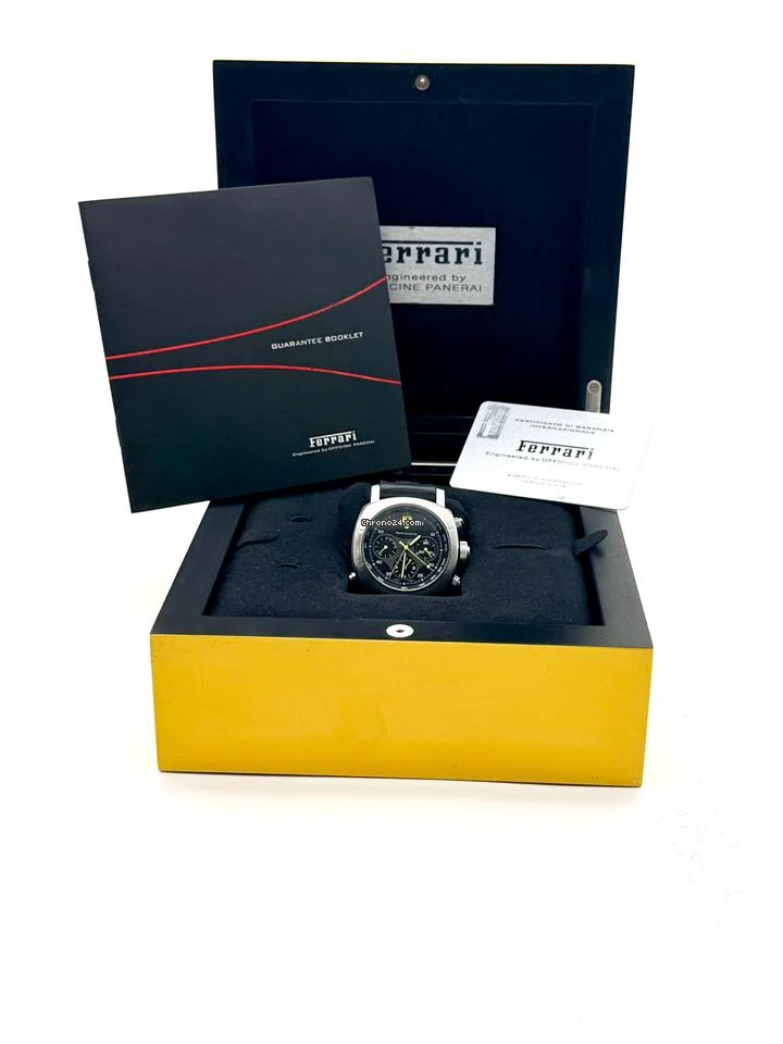 Panerai Ferrari Rattrapante Rare FER00010, very good condition, 45mm