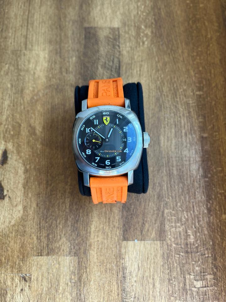 Panerai Ferrari Chrono 1 Limited Edition - No. 831 von 1000 Exemplaren