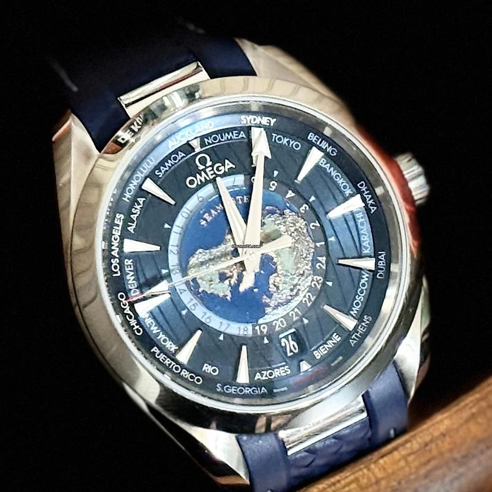 Omega Seamaster Aqua Terra Worldtimer Aqua Terra 150M 43mm 11 Omega Seamaster Aqua Terra Worldtimer Aqua Terra 150M 43mm
