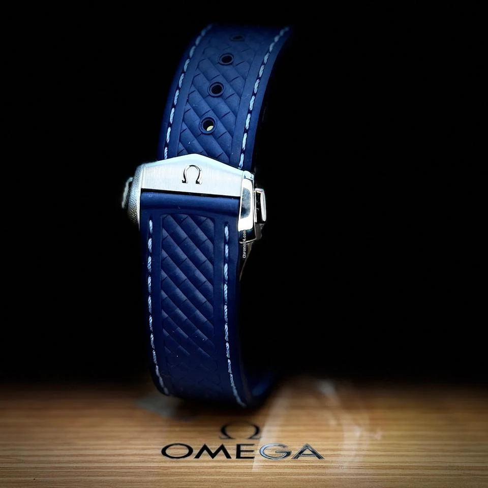 Omega Seamaster Aqua Terra Worldtimer Aqua Terra 150M 43mm 4 Omega Seamaster Aqua Terra Worldtimer Aqua Terra 150M 43mm