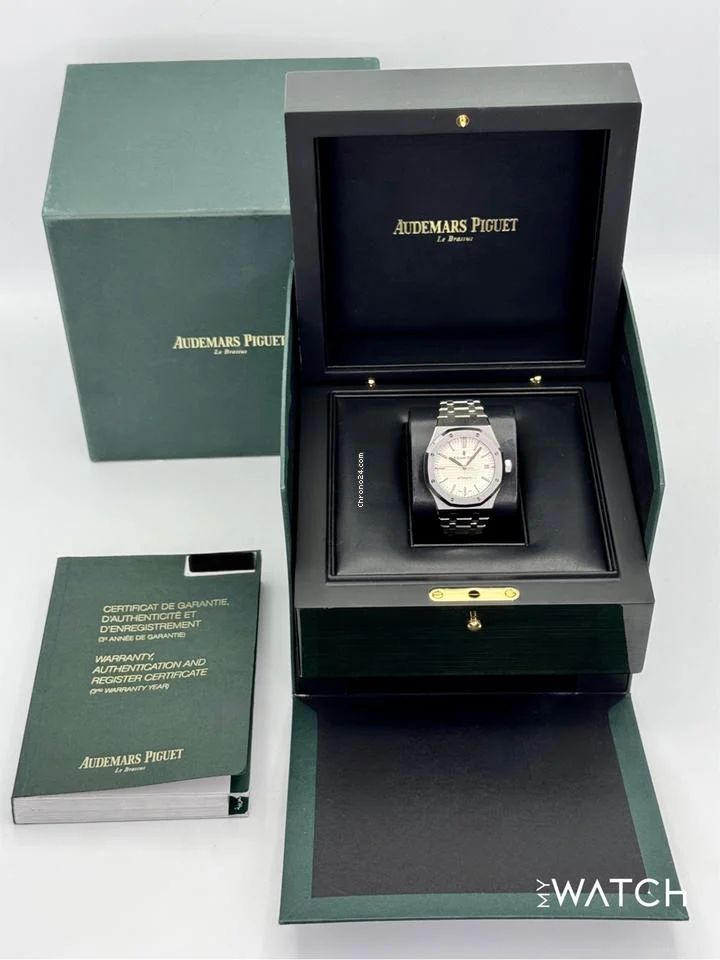Audemars Piguet 2016 Royal Oak 37mm 15450ST Stainless Steel White Grande Tapisserie Dial
