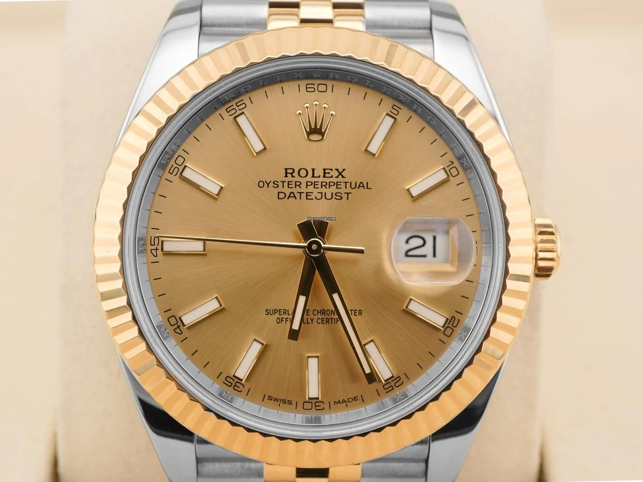 Rolex 126333 Datejust 41 mm Fluted Bezel Champagne Dial Jubilee Bracelet Box and Papers 2018