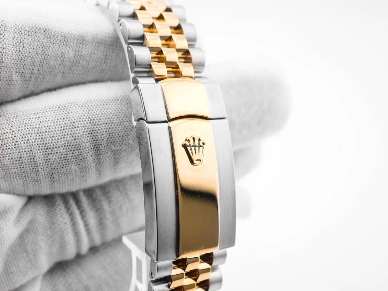 Rolex 126333 Datejust 41 mm Fluted Bezel Champagne Dial Jubilee Bracelet Box and Papers 2018