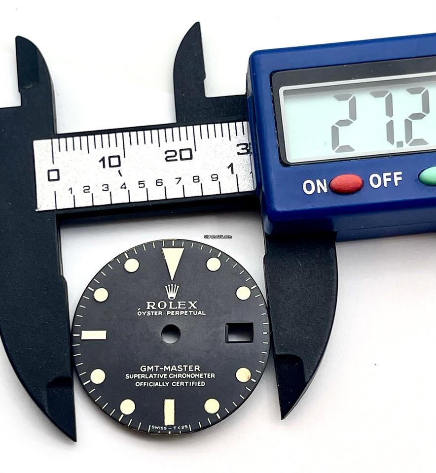 Rolex 1675 GMT-Master Long E Dial 9 Rolex 1675 GMT-Master Long E Dial