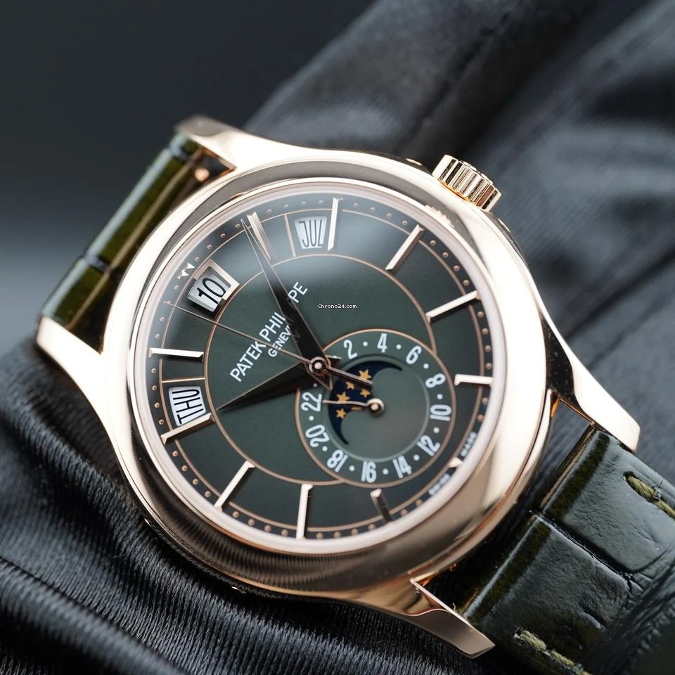 Patek Philippe Annual Calendar New 5205R Olive Green Dial, Rose Gold, 2025 Full Set