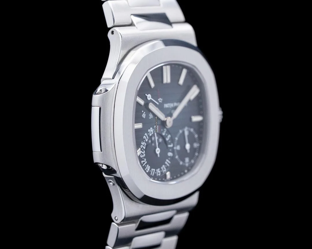 Patek Philippe 5712 Nautilus Jumbo SS Blue Dial