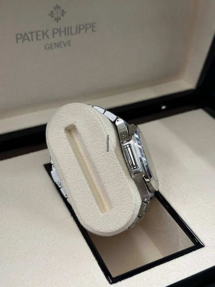 Patek Philippe Nautilus