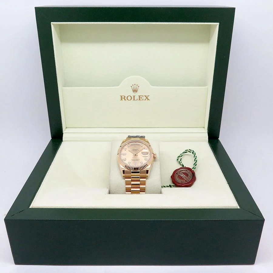 Rolex 118238 Day Date 18K Yellow Gold with Champagne Diamond Dial