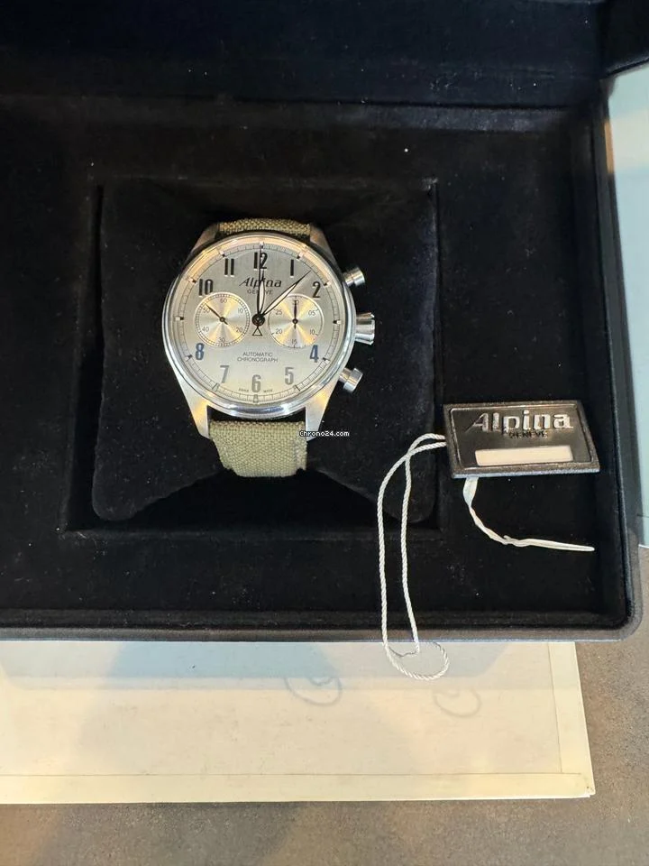 Alpina Chronograph Startimer Aviation With tags, box and original stainless steel bracelet 3 Alpina Chronograph Startimer Aviation With tags, box and original stainless steel bracelet