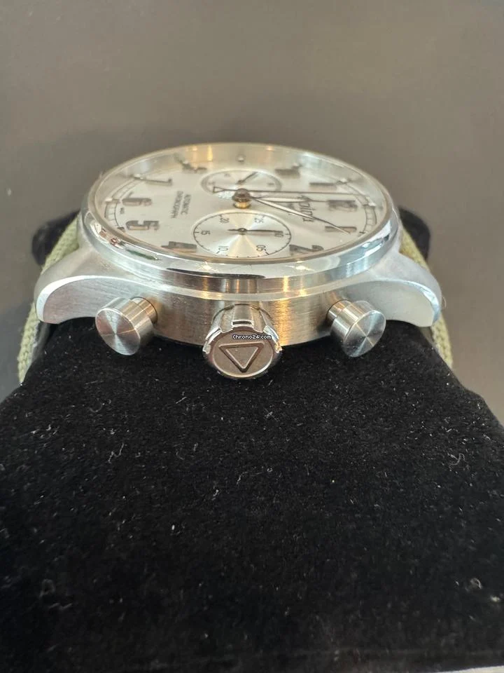 Alpina Chronograph Startimer Aviation With tags, box and original stainless steel bracelet 6 Alpina Chronograph Startimer Aviation With tags, box and original stainless steel bracelet