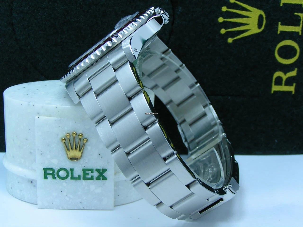 Rolex 1998 GMT-Master NOS with STICKERS Boxes Papers Black Dial Black-Red Coke Bezel 16700