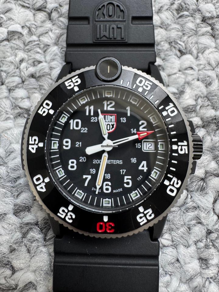 Luminox Navy Seal Original Luminox Herren Analog Schweizer Quarzwerk Uhr mit Gummi Arm