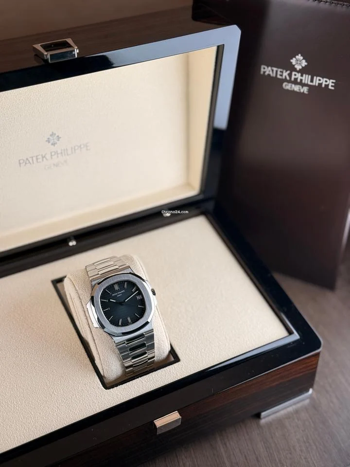Patek Philippe Nautilus Box & Archive Papers 3 Patek Philippe Nautilus Box & Archive Papers