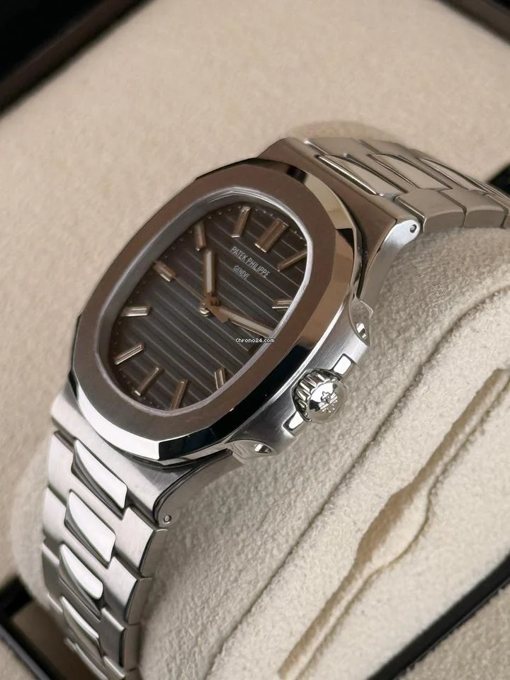 Patek Philippe Nautilus Box & Archive Papers 5 Patek Philippe Nautilus Box & Archive Papers