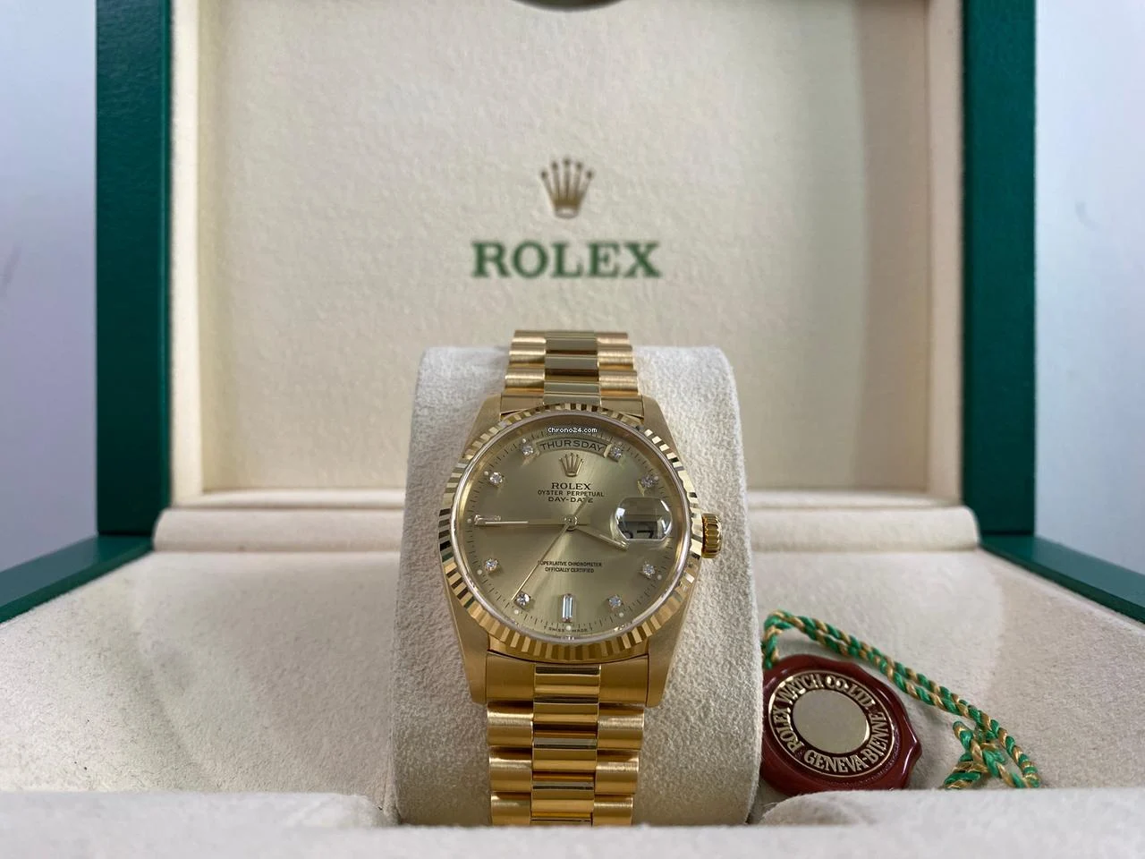 Rolex UNPOLISHED 1989 Day-Date 36 President Yellow Gold Factory Diamond Dial 18238 Excellent Condition