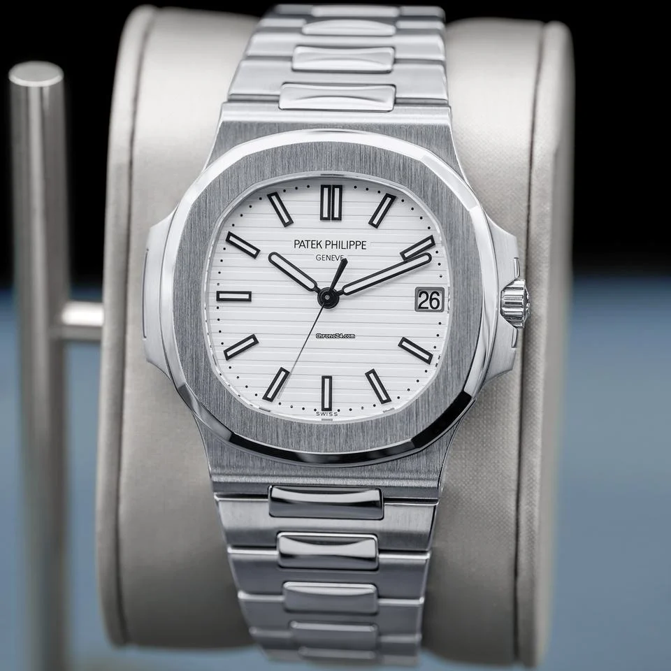 Patek Philippe Nautilus White Piano Dial 40mm 2013 Box & Papers 4 Patek Philippe Nautilus White Piano Dial 40mm 2013 Box & Papers