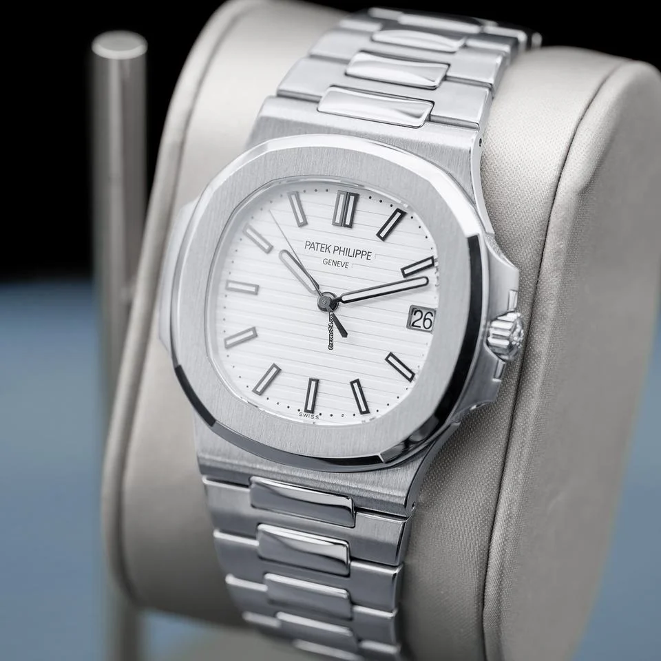 Patek Philippe Nautilus White Piano Dial 40mm 2013 Box & Papers 8 Patek Philippe Nautilus White Piano Dial 40mm 2013 Box & Papers
