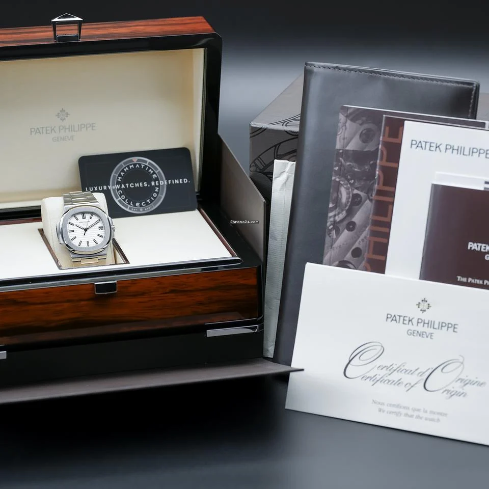 Patek Philippe Nautilus White Piano Dial 40mm 2013 Box & Papers 9 Patek Philippe Nautilus White Piano Dial 40mm 2013 Box & Papers