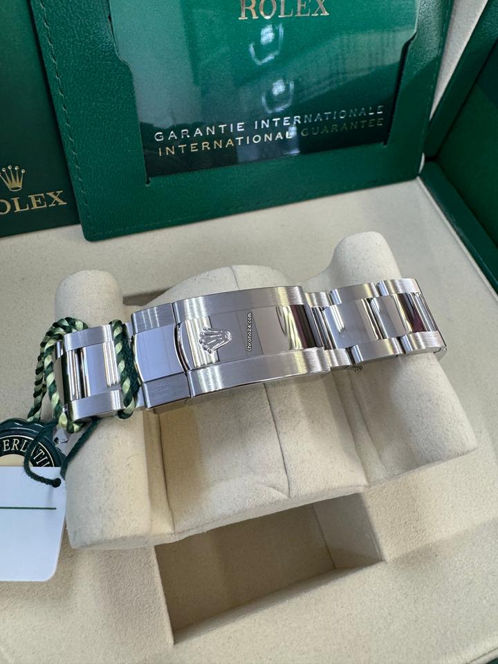 Rolex Datejust 41 Full Set 126334 Blue Diamond Dial Oyster 2025