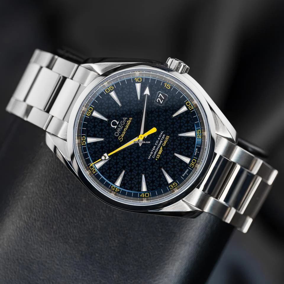 Omega Seamaster Aqua Terra Full Set + Special Edition Box & Accessories 4 Omega Seamaster Aqua Terra Full Set + Special Edition Box & Accessories