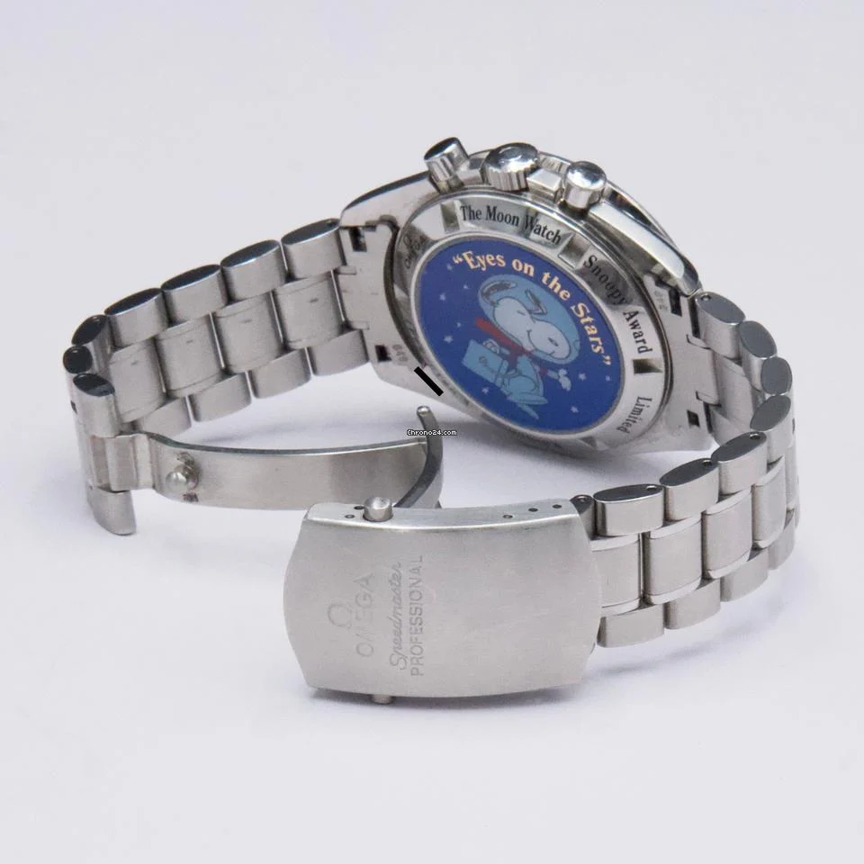 Omega Speedmaster MOONWATCH Snoopy Award 3578.51.00 Mens Watch 8 Omega Speedmaster MOONWATCH Snoopy Award 3578.51.00 Mens Watch