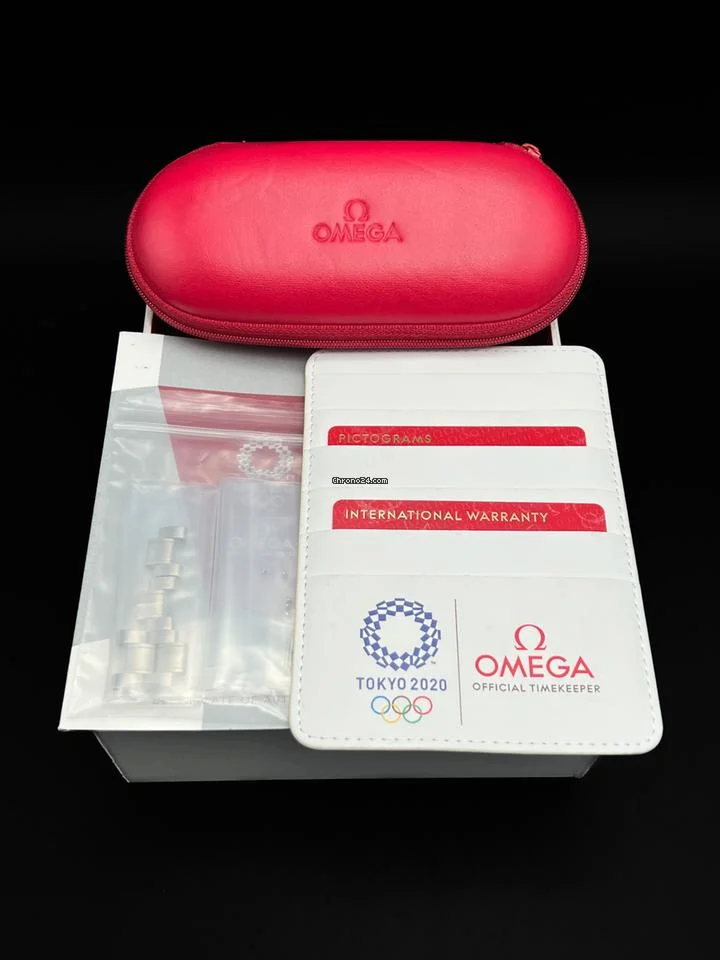 Omega Speedmaster Tokyo 2020 522.30.42.30.06.001, Limited Edition, 2018 11 Omega Speedmaster Tokyo 2020 522.30.42.30.06.001, Limited Edition, 2018