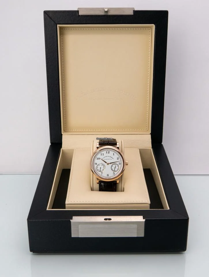A. Lange & S?hne 1815 Up/Down Walter Lange Signature 223.032 Full set Pre-owned Limited edition 2008 4 A. Lange & S?hne 1815 Up/Down Walter Lange Signature 223.032 Full set Pre-owned Limited edition 2008