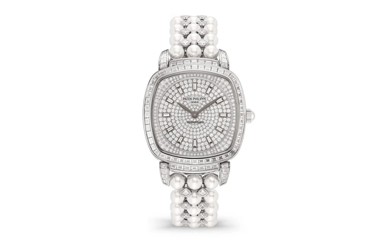 Patek Philippe 2025 New 7042/100G - Gondolo Diamond Paved Dial 18K White Gold 31 × 34.8 mm
