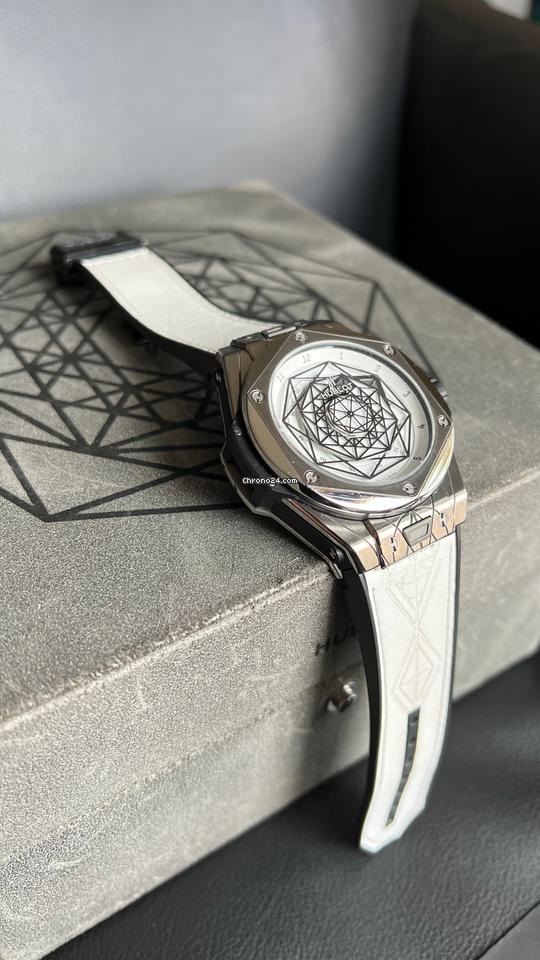 Hublot Big Bang Sang Bleu Hublot Sang Bleu Titanium Case White Dial