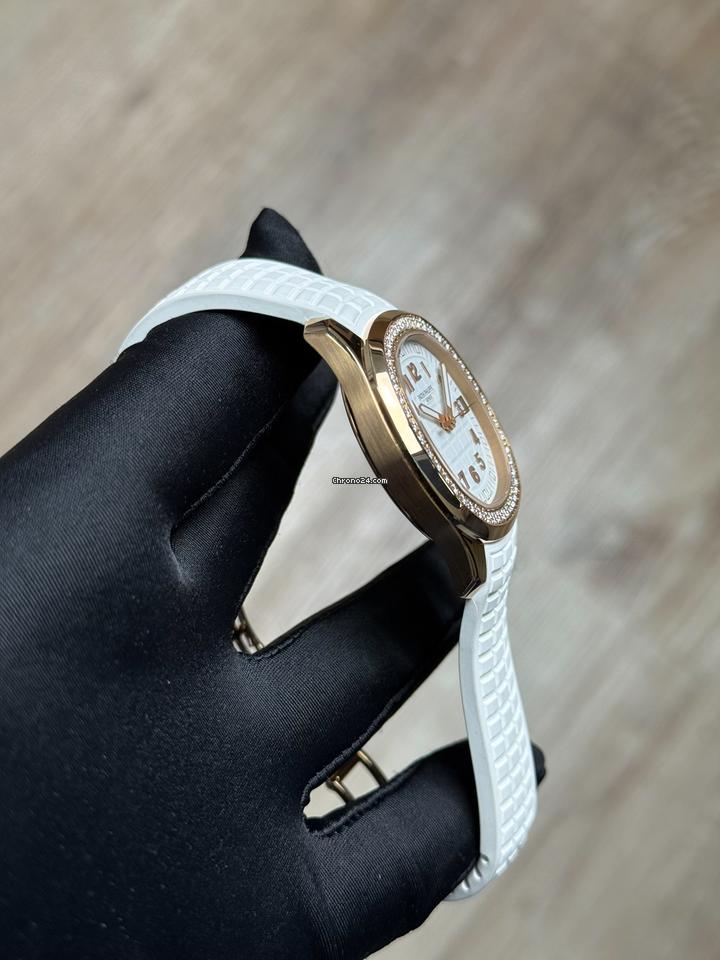 Patek Philippe Aquanaut Luce 2022 Like New 5268/220R Aquanaut Matte White Diamond Strap