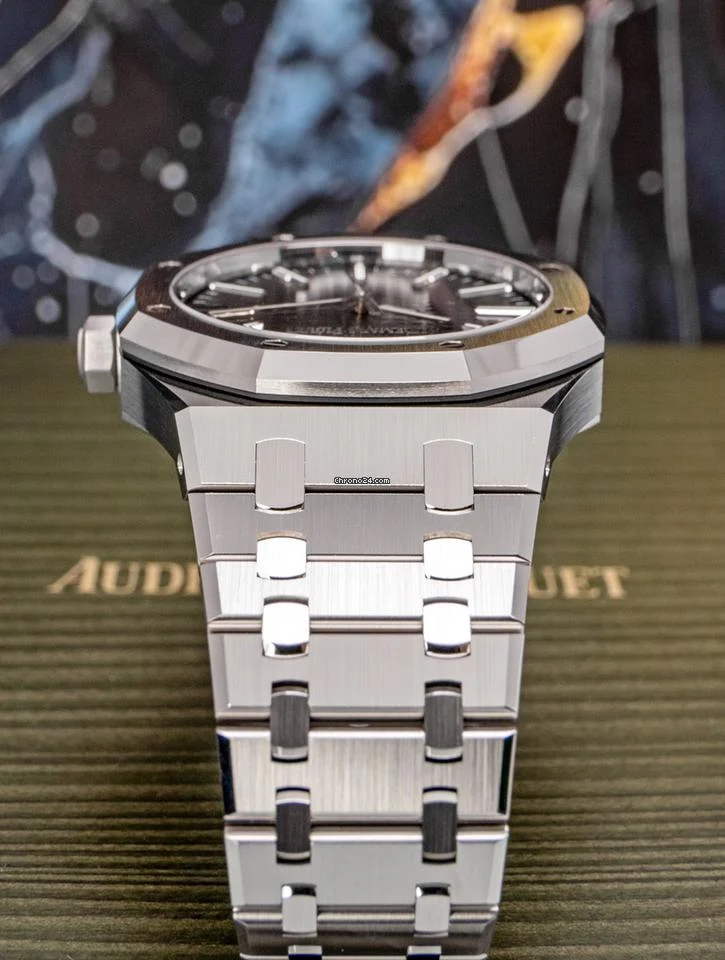 Audemars Piguet Royal Oak 15510ST.OO.1320ST.07 Full set Pre-owned 2023