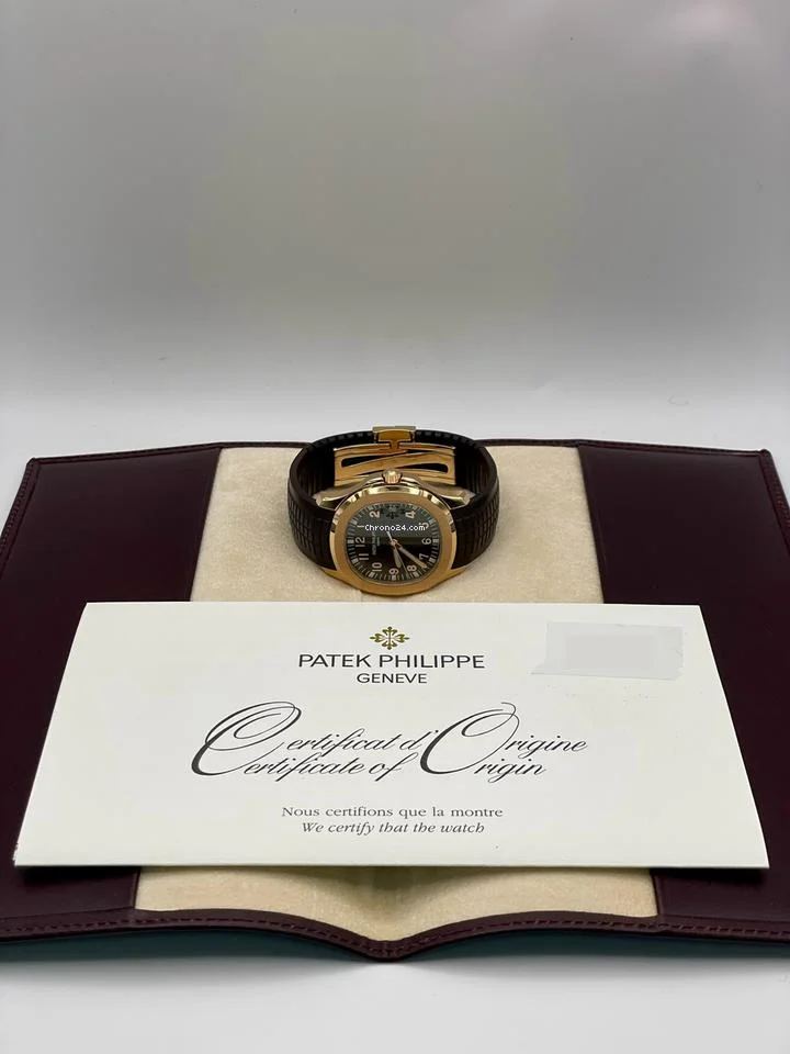 Patek Philippe 2009 Aquanaut 40mm Rose Gold 5167R-001