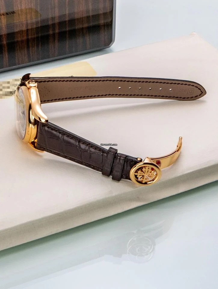 Patek Philippe World Time 5131R-001 Full set Pre-owned 2016