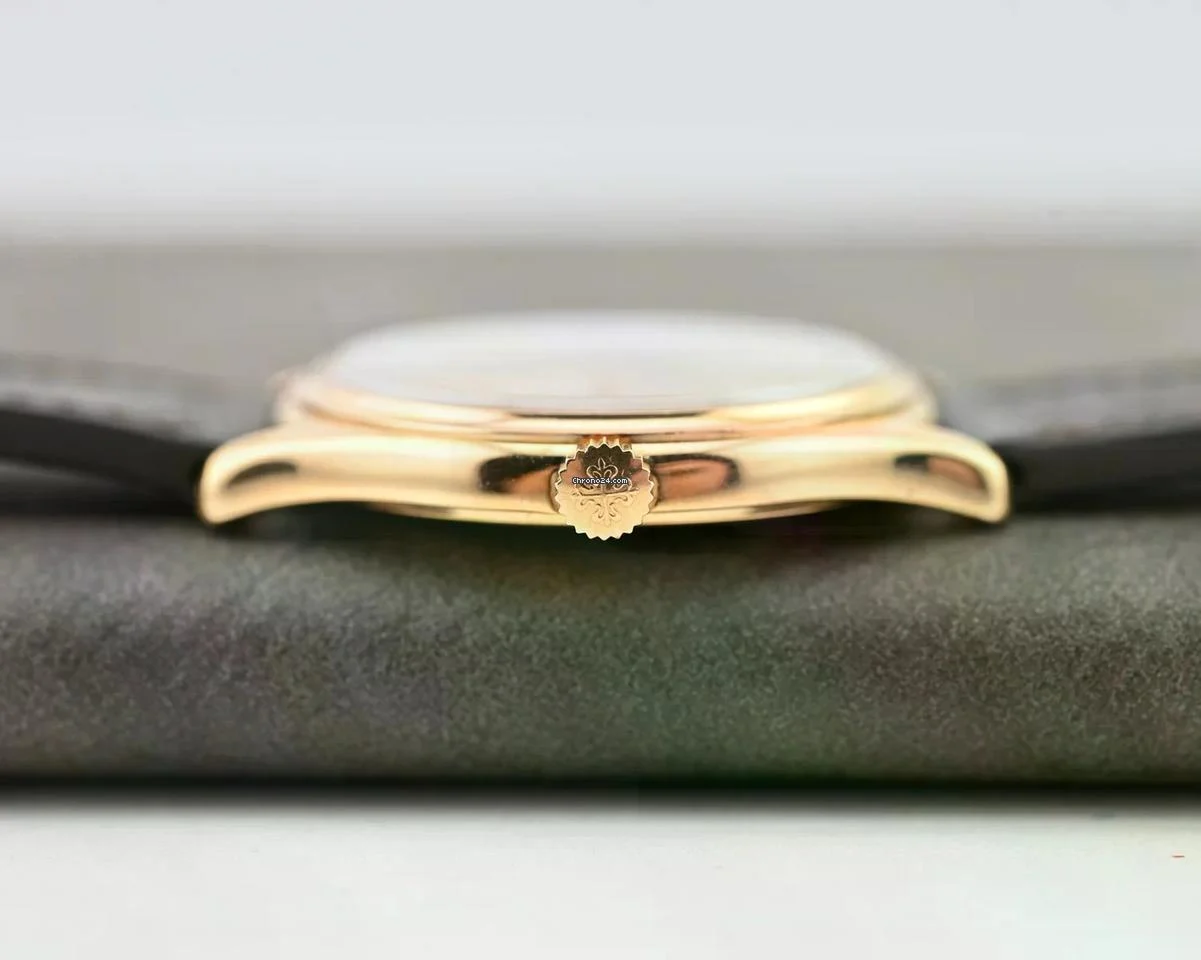 Patek Philippe Calatrava Box & Papers, Rose Gold, Early accent dial