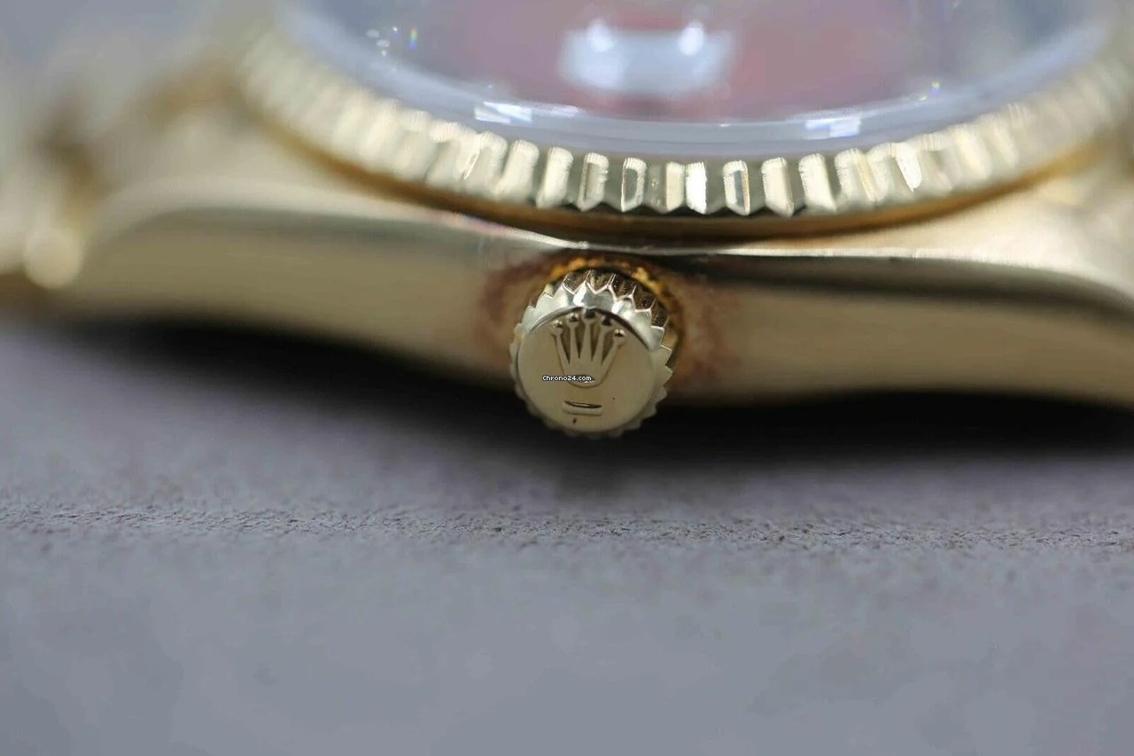 Rolex Day-Date 36 18038 Red Vignette Diamond Dial 18K 36mm 4 Rolex Day-Date 36 18038 Red Vignette Diamond Dial 18K 36mm