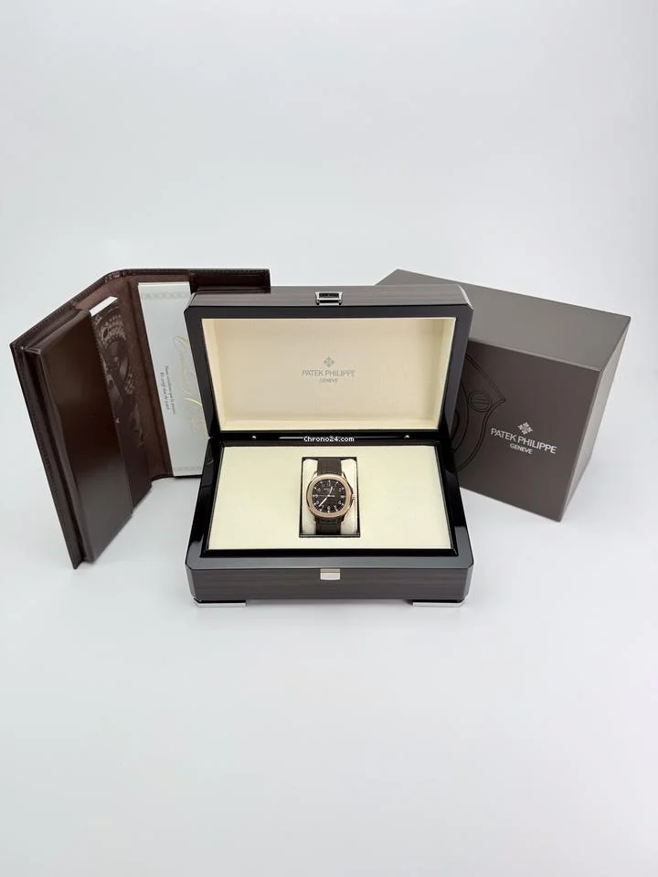 Patek Philippe Aquanaut 2017 5167R Aquanaut Brown Full Set