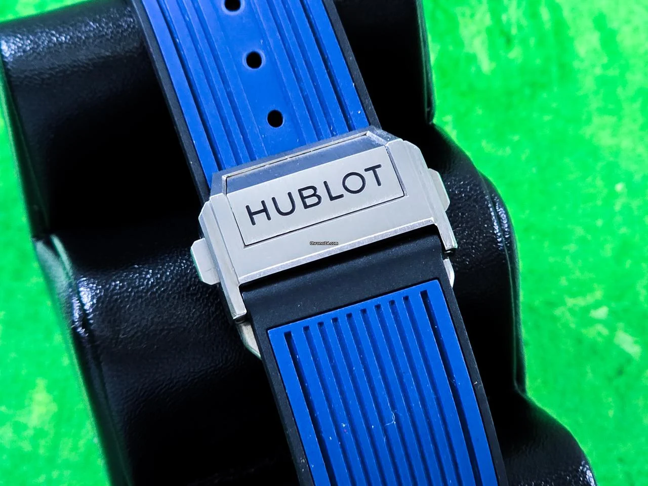 Hublot Big Bang Unico 45mm White Titanium JSM15 Ref 411.NE.2010.LR.JSM15 - Complete set 2019 8 Hublot Big Bang Unico 45mm White Titanium JSM15 Ref 411.NE.2010.LR.JSM15 - Complete set 2019