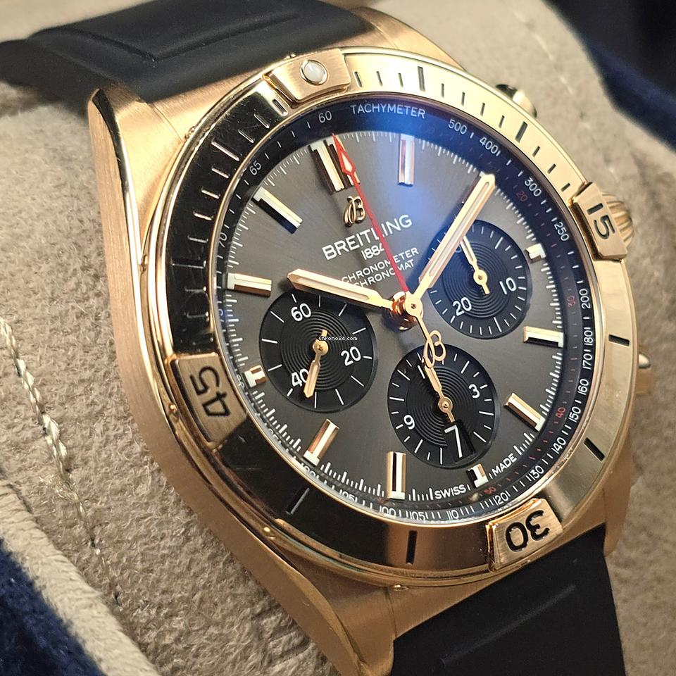 Breitling Chronomat 42mm in Solid 18k Gold Full Set 2024
