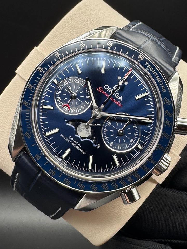 Omega Speedmaster Moonphase Moonwatch