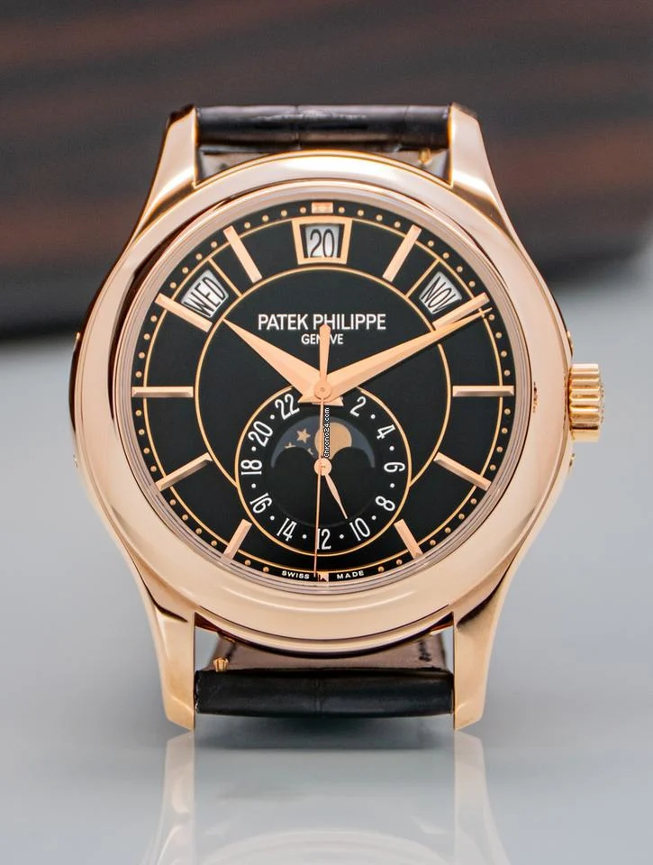 Patek Philippe Annual Calendar Moonphase 5205R-010 Full set Pre-owned 2014