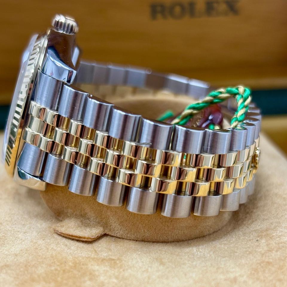 Rolex Datejust 36 116233 36MM Gold Diamond Dial Jubilee Band Box + Papers