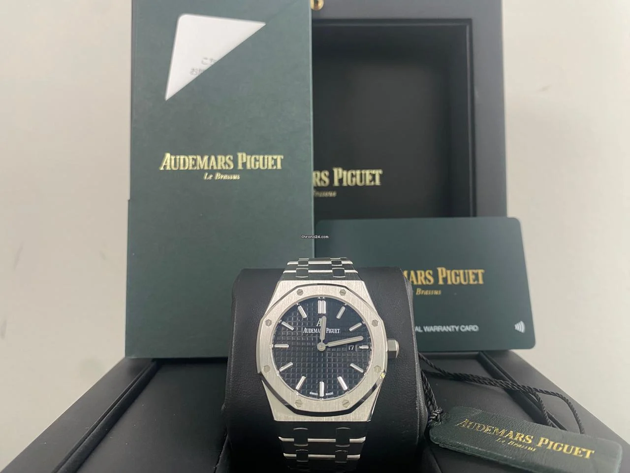 Audemars Piguet Like NEW Royal Oak Lady 33mm Steel Black Dial 67650ST FULL SET