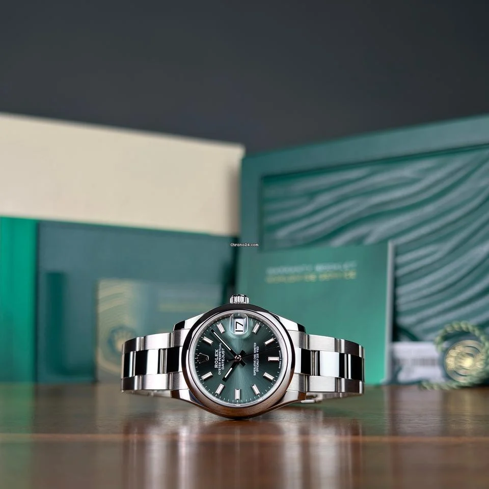 Rolex Datejust 31 Complete Set Mint Green Dial