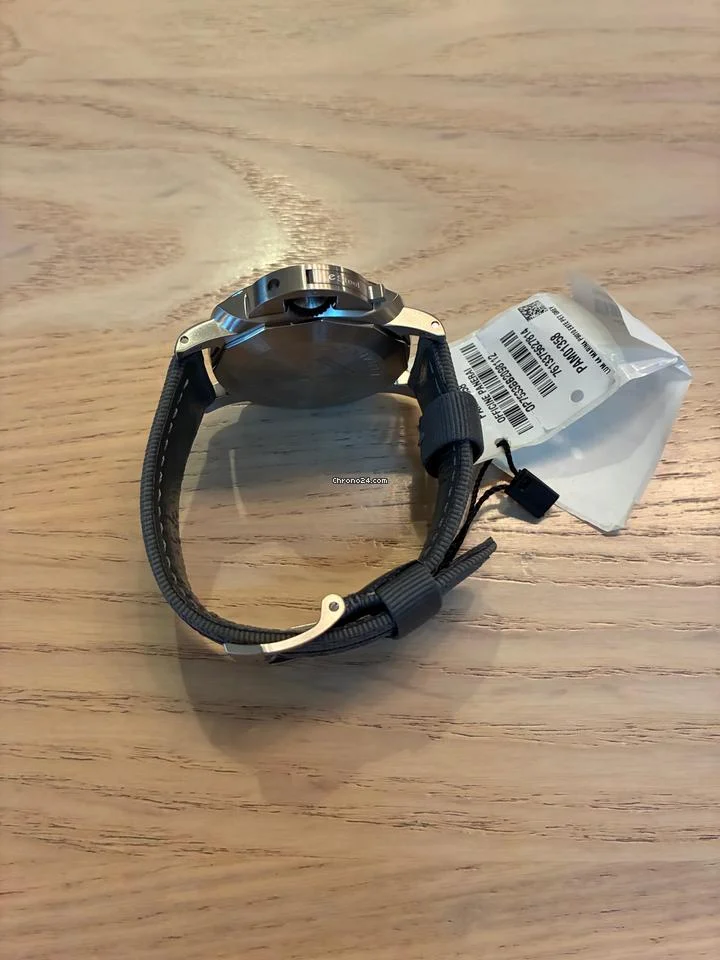 Panerai Luminor Marina Full set, original packaging, never worn, personalised 6 Panerai Luminor Marina Full set, original packaging, never worn, personalised