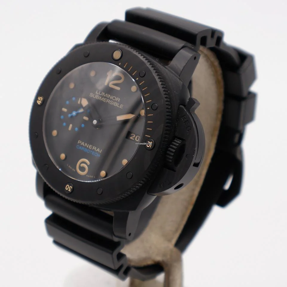 Panerai Luminor Submersible 1950 3 Days Automatic CARBOTECH 47mm PAM00616 Automatic